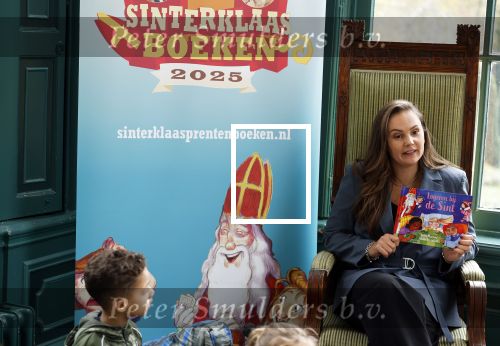 Amsterdam 10 november 2025
Presentatie sinterklaasboeken met Igone de Jong Tijl Beckand en Lieke Martens .