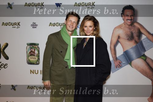Amsterdam 4 november 2025
Premiere Augurk aan zee in Tuschinski met de cast die bestaat uit oa Monic Hendrickx Martin v Waardenberg Olga Zuiderhoek Jelka v Houten Frank Lammers Peter v d Begin en Tibor Lukacs. Robert v Hemert heeft de titelsong geschreven . Lieke v Lexmond met haar man Bas v Veggel