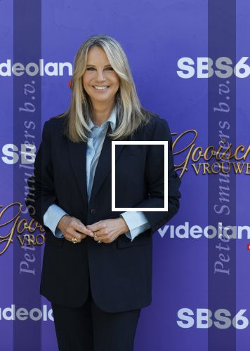 Blaricum 17 oktober 2025
Perspresentatie eerste aflevering Gooische vrouwen met oa aanwezig Linda de Mol Susan Visser Liews Visschedijk Teunie de Brouwer Tommy v Lent Robert de Hoog en Eefje Kuijtzer