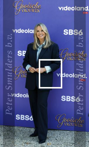 Blaricum 17 oktober 2025
Perspresentatie eerste aflevering Gooische vrouwen met oa aanwezig Linda de Mol Susan Visser Liews Visschedijk Teunie de Brouwer Tommy v Lent Robert de Hoog en Eefje Kuijtzer