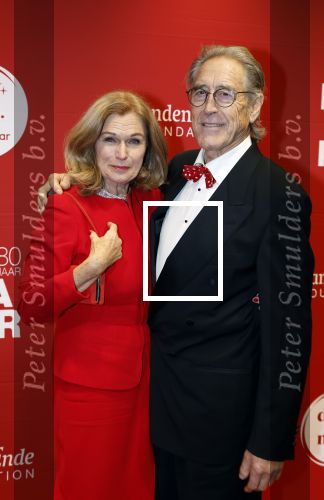 Amsterdam 30 november 2025
80 jaar het DeLaMar theater . Liz Snoijink met partner