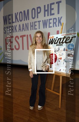 Utrecht 19 november 2025
Lucille Werner bij onthulling van de libelle in de bibliotheek van Utrecht.