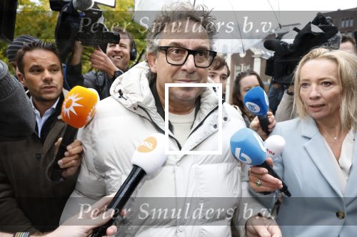 Utrecht 28 oktober 2025
Rechtszaak Marco Borsato in rechtbank van Utrecht . Marco wordt bijgestaan door advocaten Geert Jan Knoops  en Carry Knoops