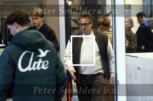 Utrecht 28 oktober 2025
Rechtszaak Marco Borsato in rechtbank van Utrecht . Marco wordt bijgestaan door advocaten Geert Jan Knoops  en Carry Knoops