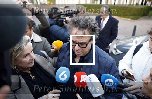 Utrecht 30 oktober 2025
Tweede dag van de rechtszaak tegen Marco Borsato in de rechtbank van Utrecht . Er was ongelofelijk veel pers aanwezig . Marco werd bijgestaan door de advocaten Geert Jan Knoops en Carry Knoops .