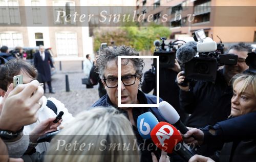 Utrecht 30 oktober 2025
Tweede dag van de rechtszaak tegen Marco Borsato in de rechtbank van Utrecht . Er was ongelofelijk veel pers aanwezig . Marco werd bijgestaan door de advocaten Geert Jan Knoops en Carry Knoops .