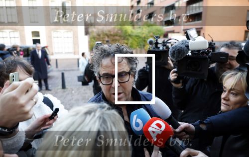 Utrecht 30 oktober 2025
Tweede dag van de rechtszaak tegen Marco Borsato in de rechtbank van Utrecht . Er was ongelofelijk veel pers aanwezig . Marco werd bijgestaan door de advocaten Geert Jan Knoops en Carry Knoops .