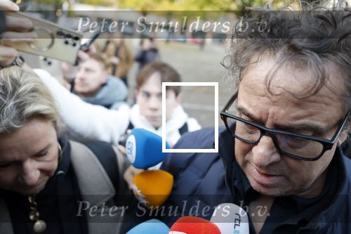 Utrecht 30 oktober 2025
Tweede dag van de rechtszaak tegen Marco Borsato in de rechtbank van Utrecht . Er was ongelofelijk veel pers aanwezig . Marco werd bijgestaan door de advocaten Geert Jan Knoops en Carry Knoops .
