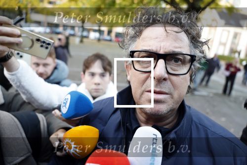 Utrecht 30 oktober 2025
Tweede dag van de rechtszaak tegen Marco Borsato in de rechtbank van Utrecht . Er was ongelofelijk veel pers aanwezig . Marco werd bijgestaan door de advocaten Geert Jan Knoops en Carry Knoops .