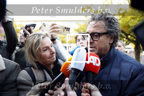 Utrecht 30 oktober 2025
Tweede dag van de rechtszaak tegen Marco Borsato in de rechtbank van Utrecht . Er was ongelofelijk veel pers aanwezig . Marco werd bijgestaan door de advocaten Geert Jan Knoops en Carry Knoops .