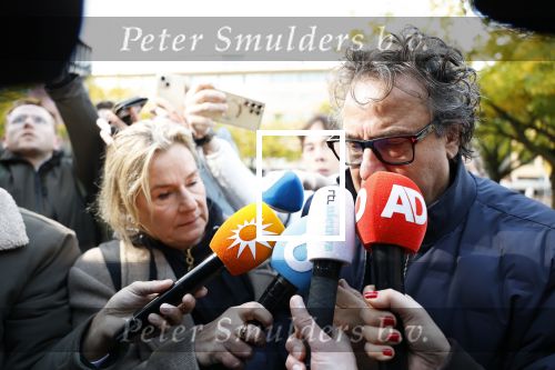Utrecht 30 oktober 2025
Tweede dag van de rechtszaak tegen Marco Borsato in de rechtbank van Utrecht . Er was ongelofelijk veel pers aanwezig . Marco werd bijgestaan door de advocaten Geert Jan Knoops en Carry Knoops .