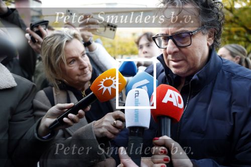 Utrecht 30 oktober 2025
Tweede dag van de rechtszaak tegen Marco Borsato in de rechtbank van Utrecht . Er was ongelofelijk veel pers aanwezig . Marco werd bijgestaan door de advocaten Geert Jan Knoops en Carry Knoops .