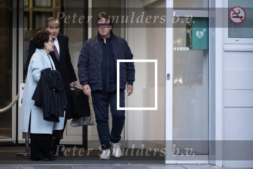 Utrecht 30 oktober 2025
Tweede dag van de rechtszaak tegen Marco Borsato in de rechtbank van Utrecht . Er was ongelofelijk veel pers aanwezig . Marco werd bijgestaan door de advocaten Geert Jan Knoops en Carry Knoops .