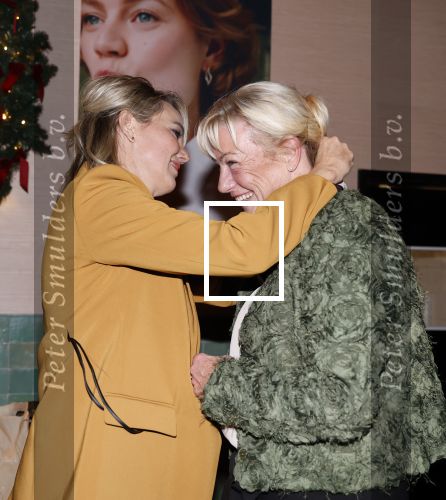 Amsterdam 27 november 2025
Presentatie sieradenlijn Marianne Timmer en Cathelijne Trovato Flamore 98 genaamd bij Palladium . Marianne Timmer en haar moeder