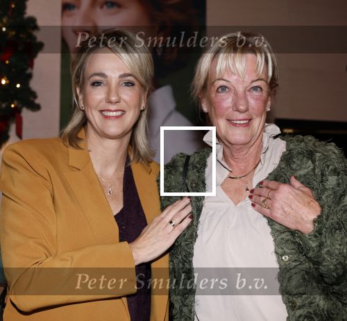 Amsterdam 27 november 2025
Presentatie sieradenlijn Marianne Timmer en Cathelijne Trovato Flamore 98 genaamd bij Palladium . Marianne Timmer en haar moeder