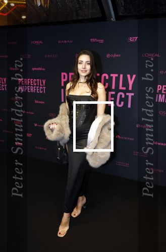 Amsterdam 27 oktober 2025
Premiere Perfectly imperfect in Tuschinski met oa Yolanthe Cabau v Kasbergen en Nicolette v Dam . Mariella Kaveo