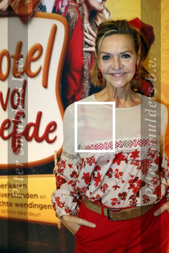 Amstelveen 176 november 2025
Premiere Hotel vol liefde in de schouwburg van Amstelveen . mariska v Kolck