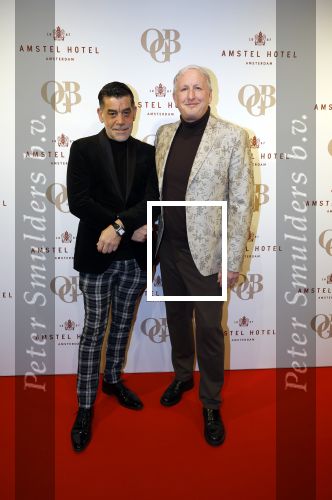 Amsterdam 26 november 2025
Olcay Gulsen geeft een groot feest ( Gemaskerd bal) in het Amstel Hotel. Mark Konijnenburg met partner