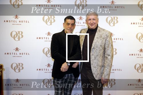 Amsterdam 26 november 2025
Olcay Gulsen geeft een groot feest ( Gemaskerd bal) in het Amstel Hotel. Mark Konijnenburg met partner