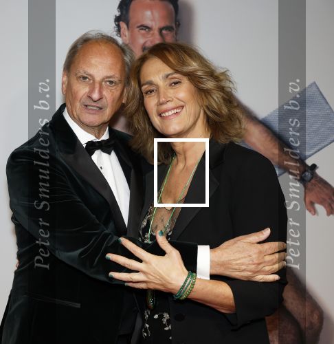 Amsterdam 4 november 2025
Premiere Augurk aan zee in Tuschinski met de cast die bestaat uit oa Monic Hendrickx Martin v Waardenberg Olga Zuiderhoek Jelka v Houten Frank Lammers Peter v d Begin en Tibor Lukacs. Robert v Hemert heeft de titelsong geschreven .