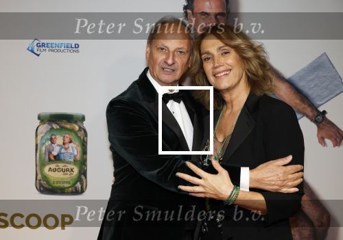 Amsterdam 4 november 2025
Premiere Augurk aan zee in Tuschinski met de cast die bestaat uit oa Monic Hendrickx Martin v Waardenberg Olga Zuiderhoek Jelka v Houten Frank Lammers Peter v d Begin en Tibor Lukacs. Robert v Hemert heeft de titelsong geschreven .