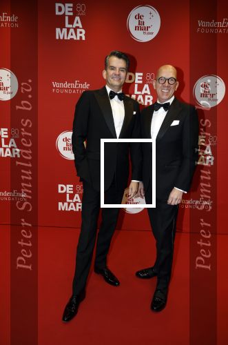 Amsterdam 30 november 2025
80 jaar het DeLaMar theater . Maurice Wijnen poseert met Ronald den Ouden