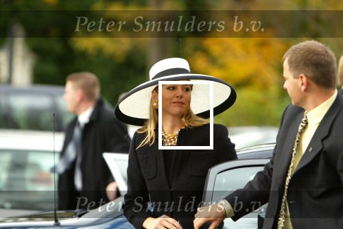 Kapellen 9 november 2002

Trouwen Emily Bremers en Roderick v Wijck .

Prins Willem Alexander en Maxima , Hans v d Broek, Theo Dietz, zussen Emily aanwezig

Peter Smulders bv