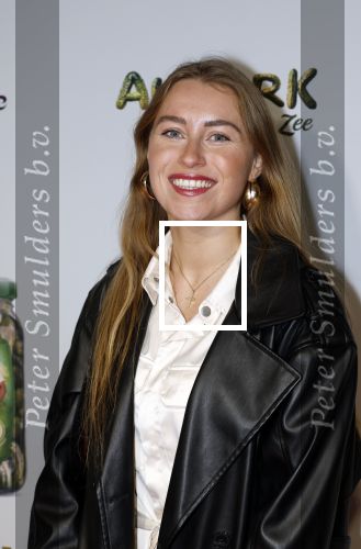 Amsterdam 4 november 2025
Premiere Augurk aan zee in Tuschinski met de cast die bestaat uit oa Monic Hendrickx Martin v Waardenberg Olga Zuiderhoek Jelka v Houten Frank Lammers Peter v d Begin en Tibor Lukacs. Robert v Hemert heeft de titelsong geschreven . Melissa Blaauwendraad