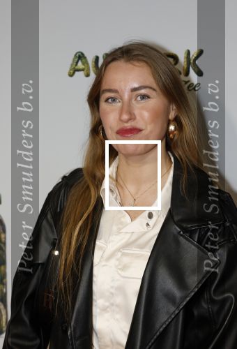 Amsterdam 4 november 2025
Premiere Augurk aan zee in Tuschinski met de cast die bestaat uit oa Monic Hendrickx Martin v Waardenberg Olga Zuiderhoek Jelka v Houten Frank Lammers Peter v d Begin en Tibor Lukacs. Robert v Hemert heeft de titelsong geschreven . Melissa Blaauwendraad