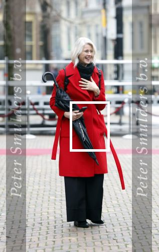 Den Haag 20 november 2025
 Prinses Amalia en haar vader Koning Willem Alexander bij de Grote Kerk, na de Bijzondere Verenigde Vergadering van de Eerste en Tweede Kamer, ter gelegenheid van de tachtigste verjaardag dat het parlement na de Tweede Wereldoorlog voor het eerst weer in gezamenlijkheid bijeenkwam. Eerste Kamervoorzitter Mei Li Vos Tweede Kamervoorzitter Thom van Campenvingen ze op . Mona Keijzer