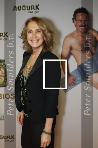 Amsterdam 4 november 2025
Premiere Augurk aan zee in Tuschinski met de cast die bestaat uit oa Monic Hendrickx Martin v Waardenberg Olga Zuiderhoek Jelka v Houten Frank Lammers Peter v d Begin en Tibor Lukacs. Robert v Hemert heeft de titelsong geschreven .