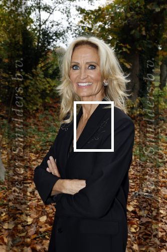 Naarden 3 november 2025
Presentatie nieuwe serie de Frogers met aanwezig Rene Froger Natasja Froger Danny Froger Ann Dominique Wilten Natascha Froger Matthijs Timmermans Charlie Didier Froger Sammy Verheij Maxim Froger en Ruby Celine met hun zoontje.
