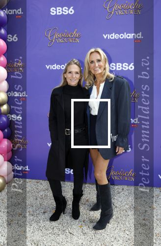 Blaricum 17 oktober 2025
Perspresentatie eerste aflevering Gooische vrouwen met oa aanwezig Linda de Mol Susan Visser Liews Visschedijk Teunie de Brouwer Tommy v Lent Robert de Hoog en Eefje Kuijtzer . natasja Froger