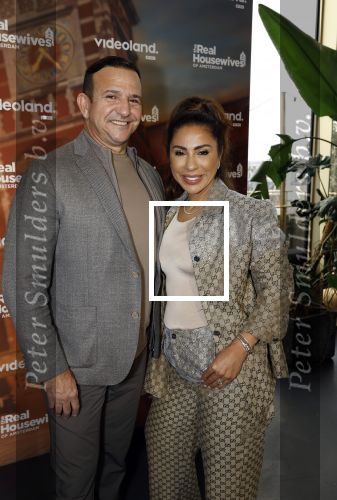 Amsterdam 11 november 2025
Presentatie real housewives of Amsterdam in het W hotel.
Aanwezig Niama Amhali Renee Vervoorn Cherry Ann Person Lilian Dziedzic Kimmylien Nguyen Djamila Celina en Elvira Penthesilea. Niama Amhali met man Najib Amhali