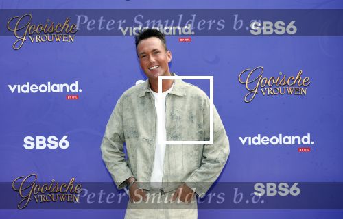 Blaricum 17 oktober 2025
Perspresentatie eerste aflevering Gooische vrouwen met oa aanwezig Linda de Mol Susan Visser Liews Visschedijk Teunie de Brouwer Tommy v Lent Robert de Hoog en Eefje Kuijtzer . Nick Eshuis