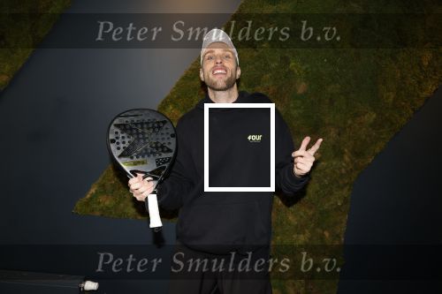 Utrecht 6 november 2025
Padel tournooi voor het UMC ziekenhuis bij Hal 22. Nicky Romero speelde samen met Renze Klamer