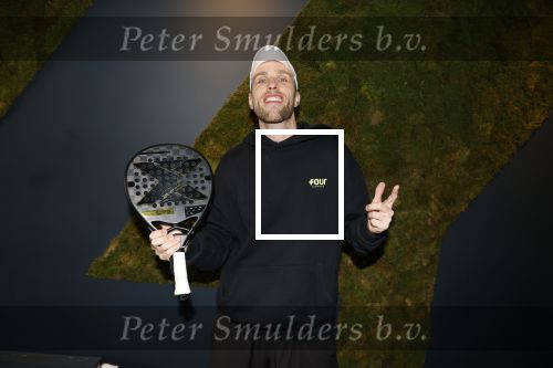 Utrecht 6 november 2025
Padel tournooi voor het UMC ziekenhuis bij Hal 22. Nicky Romero speelde samen met Renze Klamer