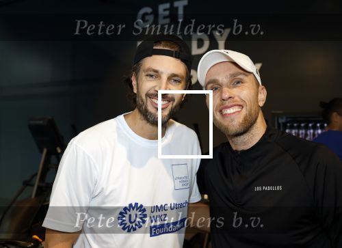 Utrecht 6 november 2025
Padel tournooi voor het UMC ziekenhuis bij Hal 22. Nicky Romero speelde samen met Renze Klamer