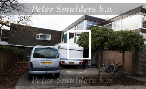 Ouderkerk aan de Amstel 8 november 2025
Nicolette Kluijver woont met haar kinderen en partner in een caravan die voor haar nieuwe huis staat wat nog helemaal verbouwd moet worden