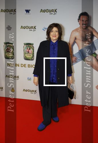 Amsterdam 4 november 2025
Premiere Augurk aan zee in Tuschinski met de cast die bestaat uit oa Monic Hendrickx Martin v Waardenberg Olga Zuiderhoek Jelka v Houten Frank Lammers Peter v d Begin en Tibor Lukacs. Robert v Hemert heeft de titelsong geschreven .