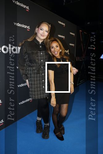 Amsterdam 28 november 2025
Presentatie videoland serie Vals Spel in Amsterdam. Patty Brard en Nikkie Tutorials