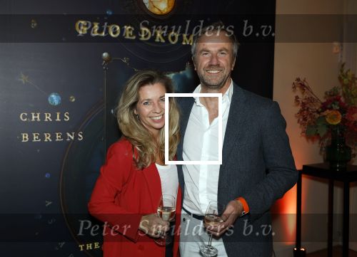 Amsterdam 31 november 2025
Presentatie boek Susan Smit en Chris Berens in het west indisch huis. Pauline de Wilde met partner
