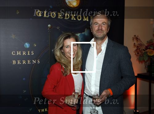 Amsterdam 31 november 2025
Presentatie boek Susan Smit en Chris Berens in het west indisch huis. Pauline de Wilde met partner