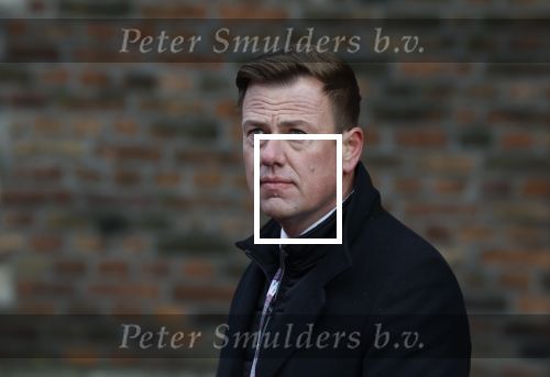 Den Haag 20 november 2025
 Prinses Amalia en haar vader Koning Willem Alexander bij de Grote Kerk, na de Bijzondere Verenigde Vergadering van de Eerste en Tweede Kamer, ter gelegenheid van de tachtigste verjaardag dat het parlement na de Tweede Wereldoorlog voor het eerst weer in gezamenlijkheid bijeenkwam. Eerste Kamervoorzitter Mei Li Vos Tweede Kamervoorzitter Thom van Campenvingen ze op .