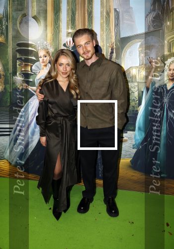 Amsterdam 18 november 2025
Premiere Wicked in het deLaMar theater . Pleun Bierbooms met partner Jort Runia
