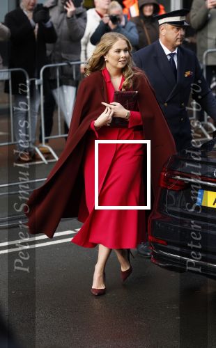 Den Haag 20 november 2025
 Prinses Amalia en haar vader Koning Willem Alexander bij de Grote Kerk, na de Bijzondere Verenigde Vergadering van de Eerste en Tweede Kamer, ter gelegenheid van de tachtigste verjaardag dat het parlement na de Tweede Wereldoorlog voor het eerst weer in gezamenlijkheid bijeenkwam. Eerste Kamervoorzitter Mei Li Vos Tweede Kamervoorzitter Thom van Campenvingen ze op .