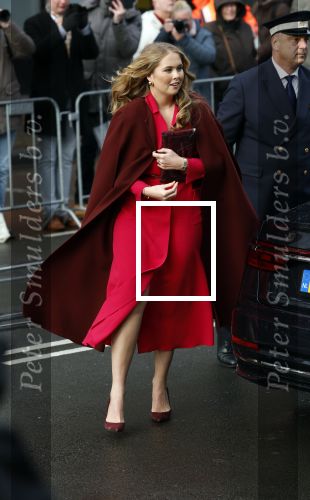 Den Haag 20 november 2025
 Prinses Amalia en haar vader Koning Willem Alexander bij de Grote Kerk, na de Bijzondere Verenigde Vergadering van de Eerste en Tweede Kamer, ter gelegenheid van de tachtigste verjaardag dat het parlement na de Tweede Wereldoorlog voor het eerst weer in gezamenlijkheid bijeenkwam. Eerste Kamervoorzitter Mei Li Vos Tweede Kamervoorzitter Thom van Campenvingen ze op .
