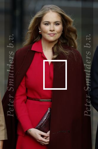 Den Haag 20 november 2025
 Prinses Amalia en haar vader Koning Willem Alexander bij de Grote Kerk, na de Bijzondere Verenigde Vergadering van de Eerste en Tweede Kamer, ter gelegenheid van de tachtigste verjaardag dat het parlement na de Tweede Wereldoorlog voor het eerst weer in gezamenlijkheid bijeenkwam. Eerste Kamervoorzitter Mei Li Vos Tweede Kamervoorzitter Thom van Campenvingen ze op .