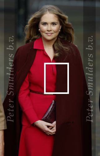 Den Haag 20 november 2025
 Prinses Amalia en haar vader Koning Willem Alexander bij de Grote Kerk, na de Bijzondere Verenigde Vergadering van de Eerste en Tweede Kamer, ter gelegenheid van de tachtigste verjaardag dat het parlement na de Tweede Wereldoorlog voor het eerst weer in gezamenlijkheid bijeenkwam. Eerste Kamervoorzitter Mei Li Vos Tweede Kamervoorzitter Thom van Campenvingen ze op .