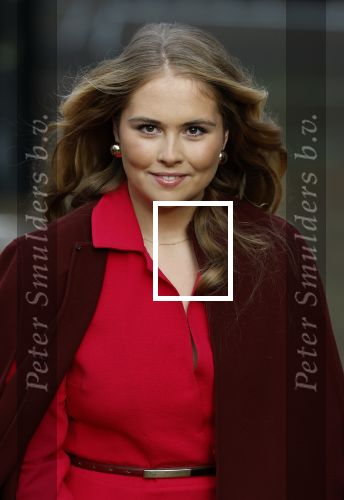 Den Haag 20 november 2025
 Prinses Amalia en haar vader Koning Willem Alexander bij de Grote Kerk, na de Bijzondere Verenigde Vergadering van de Eerste en Tweede Kamer, ter gelegenheid van de tachtigste verjaardag dat het parlement na de Tweede Wereldoorlog voor het eerst weer in gezamenlijkheid bijeenkwam. Eerste Kamervoorzitter Mei Li Vos Tweede Kamervoorzitter Thom van Campenvingen ze op .
